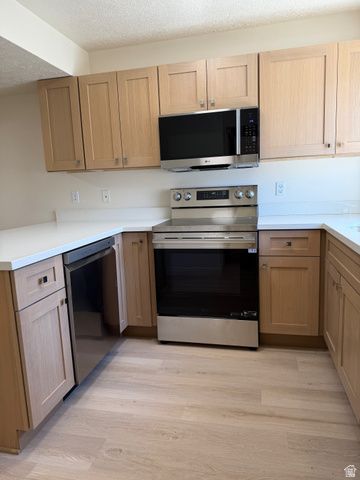 2724 S CENTERBROOK DR, West Valley City, UT 84119