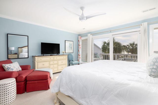 17 Beach Club Villas, Isle Of Palms, SC 29451