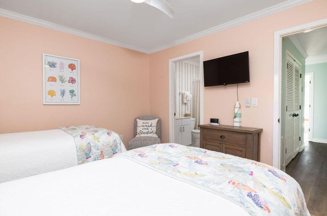 17 Beach Club Villas, Isle Of Palms, SC 29451