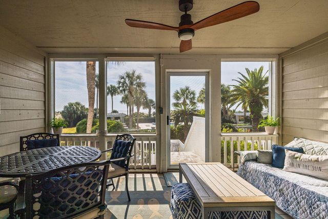 17 Beach Club Villas, Isle Of Palms, SC 29451