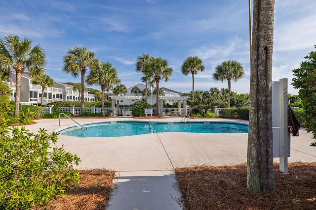 17 Beach Club Villas, Isle Of Palms, SC 29451