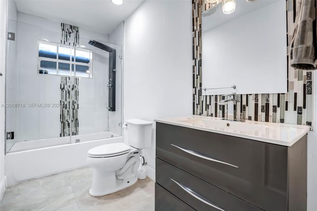 5424 Garfield Street, Hollywood, FL 33021