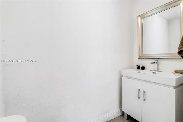 5424 Garfield Street, Hollywood, FL 33021