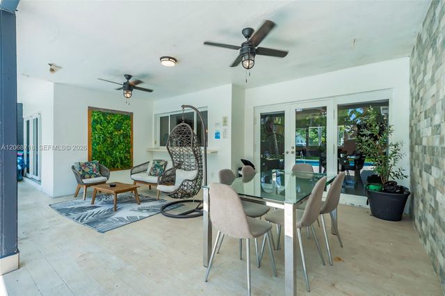 5424 Garfield Street, Hollywood, FL 33021