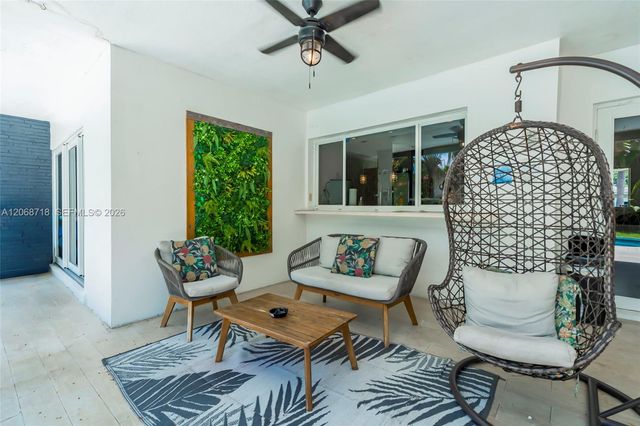 5424 Garfield Street, Hollywood, FL 33021