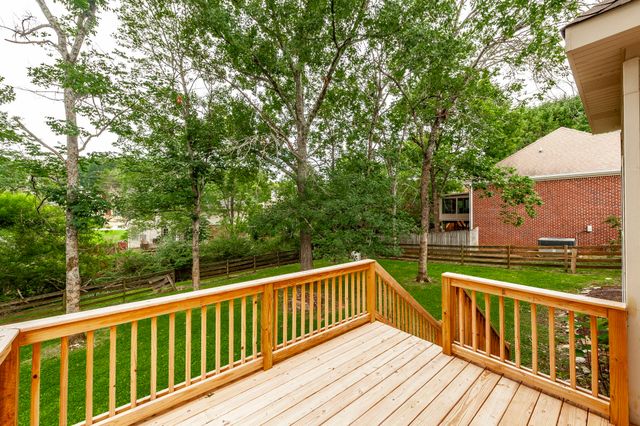 2010 Woods Run, Mount Juliet, TN 37122