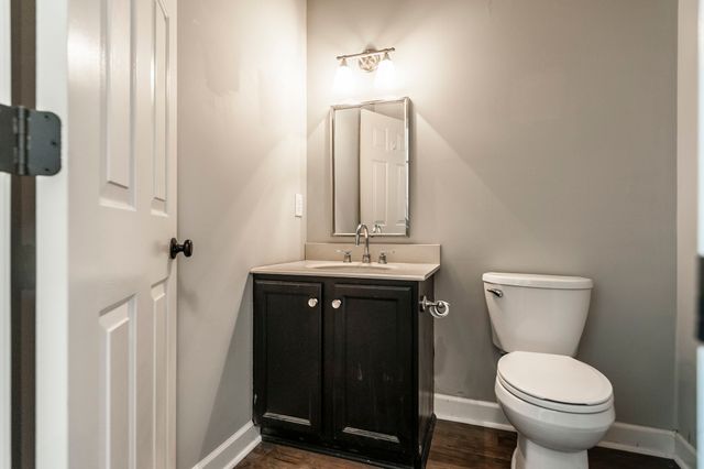 2010 Woods Run, Mount Juliet, TN 37122