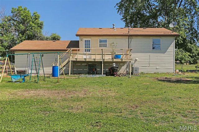 72 University Drive, Granite City, IL 62040