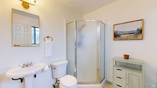 779 Bernice Ave, Rohnert Park, CA 94928