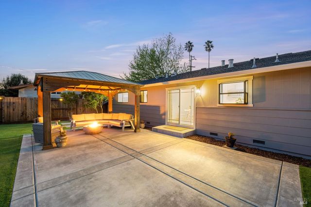 779 Bernice Ave, Rohnert Park, CA 94928