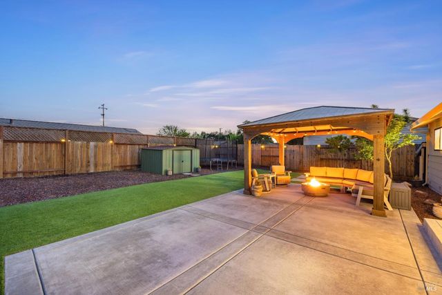 779 Bernice Ave, Rohnert Park, CA 94928