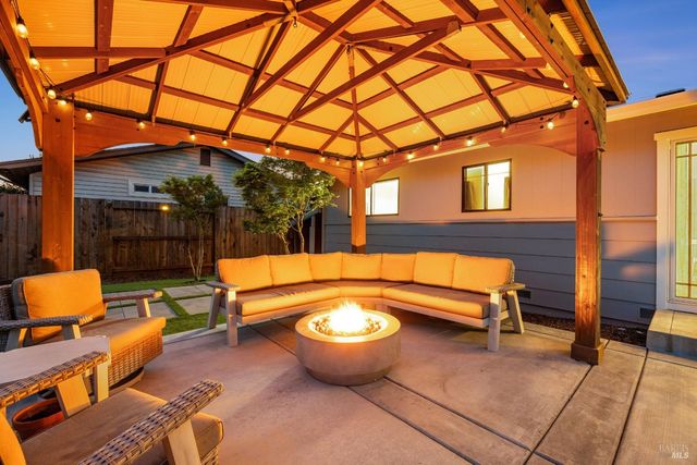 779 Bernice Ave, Rohnert Park, CA 94928