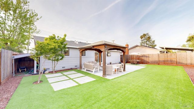 779 Bernice Ave, Rohnert Park, CA 94928