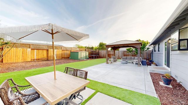 779 Bernice Ave, Rohnert Park, CA 94928