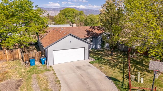 3279 S Mountain Oak Court, Clifton, CO 81520