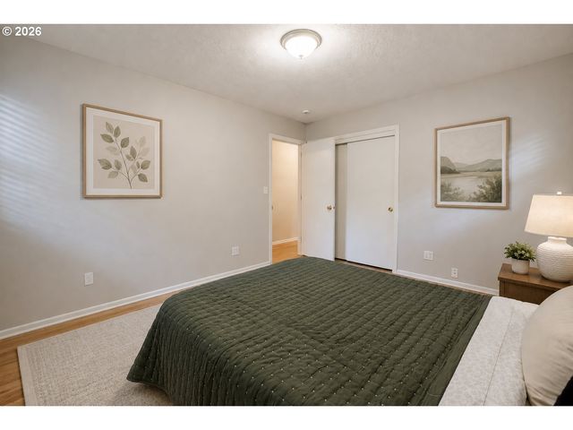 1795 KILKENNY Rd, Lake Oswego, OR 97034
