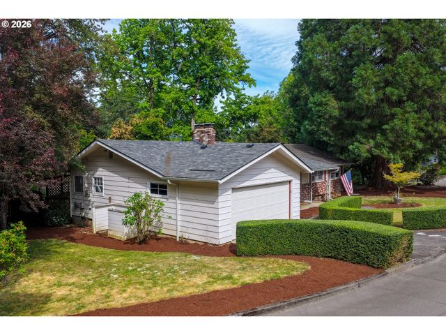 1795 KILKENNY Rd, Lake Oswego, OR 97034