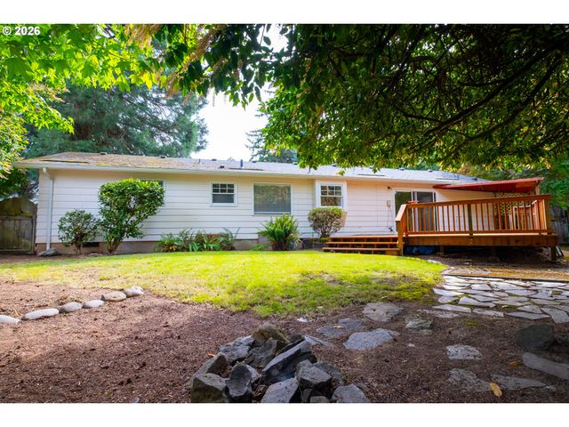 1795 KILKENNY Rd, Lake Oswego, OR 97034