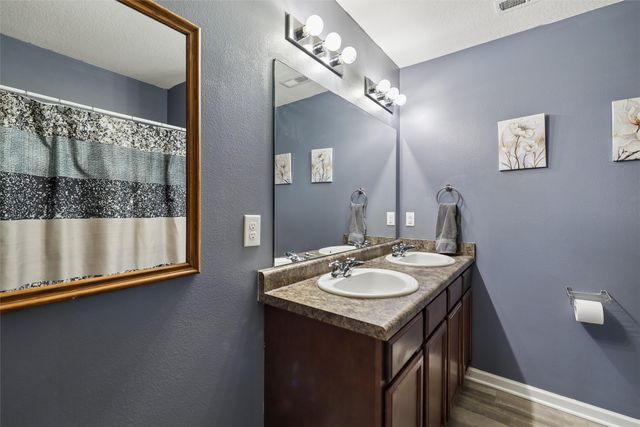 1600 E Euclid Avenue, Indianola, IA 50125