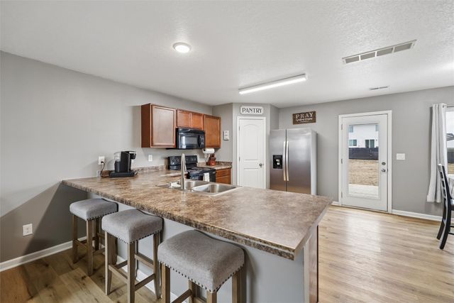 1600 E Euclid Avenue, Indianola, IA 50125