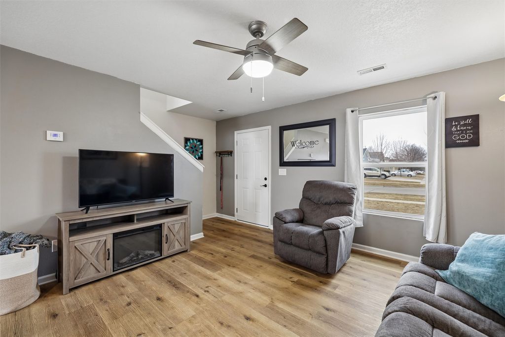 1600 E Euclid Avenue, Indianola, IA 50125