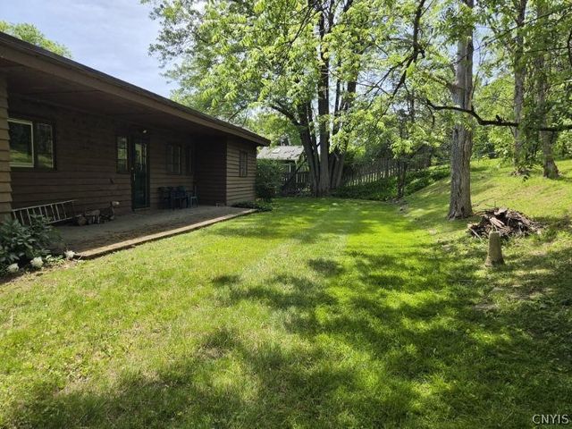 4581 Broad Road, Onondaga, NY 13215