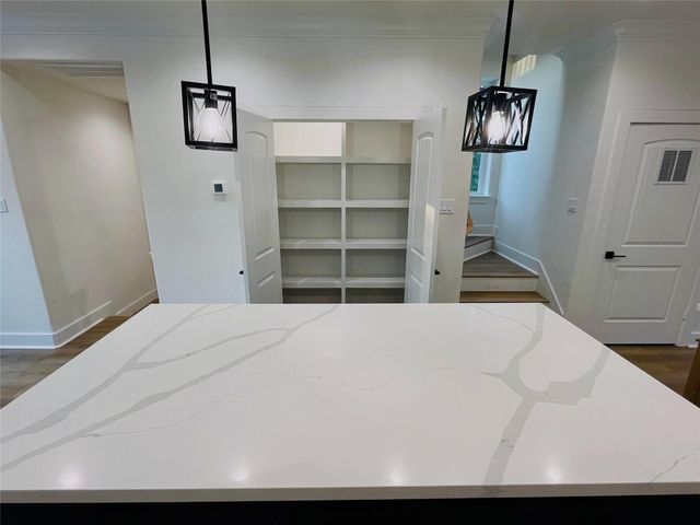 3802 Yale Street, Houston, TX 77018