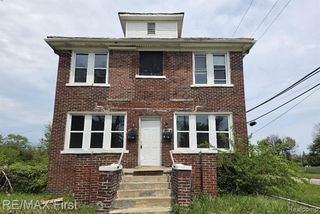 6400 Seminole Street, Detroit, MI 48213
