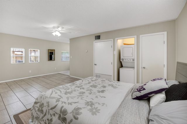 3315 Rogers Avenue, Fort Worth, TX 76109