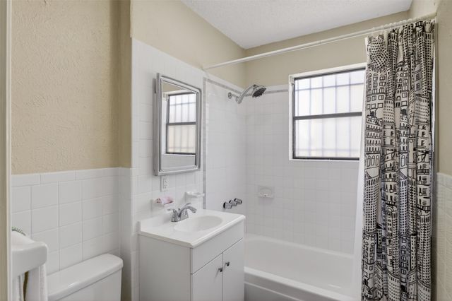 3315 Rogers Avenue, Fort Worth, TX 76109