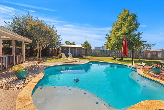 115 Faircrest Drive, Krugerville, TX 76227