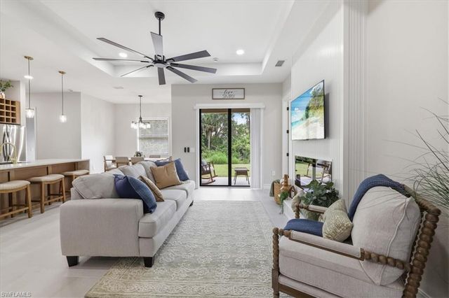 810 Sentinela BLVD, Lehigh Acres, FL 33974