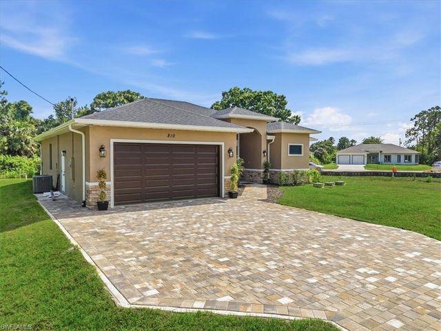 810 Sentinela BLVD, Lehigh Acres, FL 33974