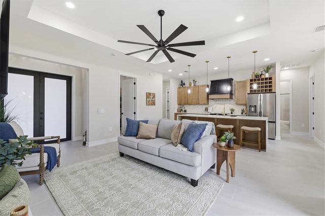 810 Sentinela BLVD, Lehigh Acres, FL 33974