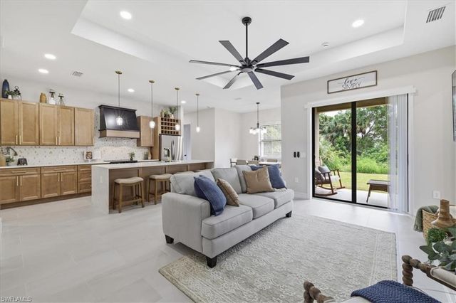 810 Sentinela BLVD, Lehigh Acres, FL 33974