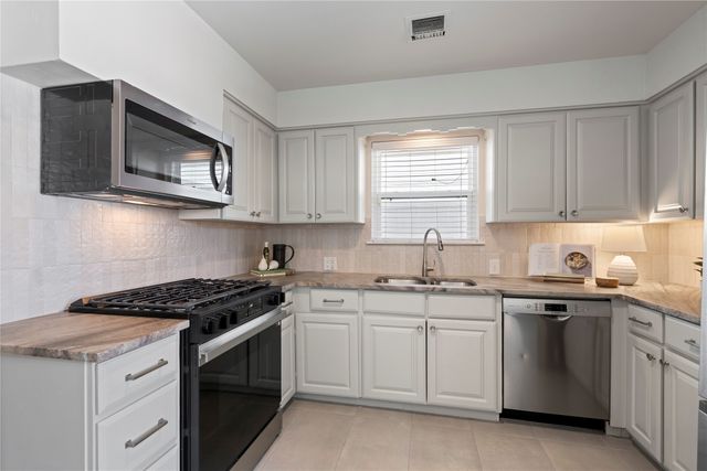 6211 Marquita Avenue, Dallas, TX 75214