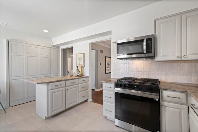 6211 Marquita Avenue, Dallas, TX 75214