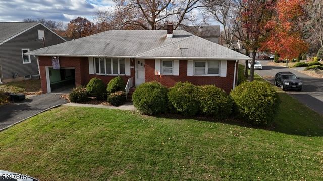 52 N 7Th St, Kenilworth Boro, NJ 07033