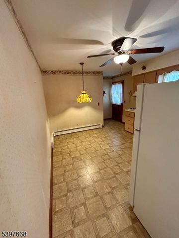 52 N 7Th St, Kenilworth Boro, NJ 07033