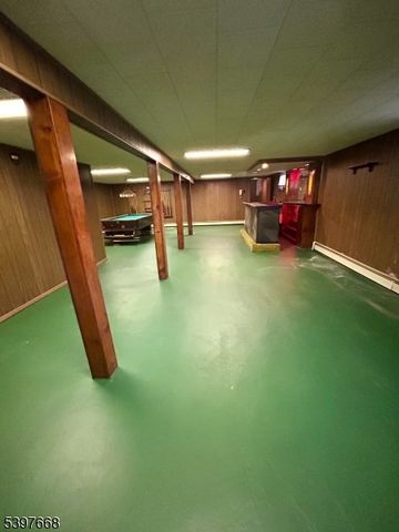 52 N 7Th St, Kenilworth Boro, NJ 07033