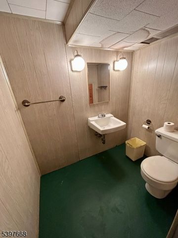 52 N 7Th St, Kenilworth Boro, NJ 07033