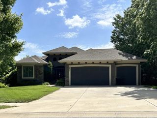 9411 N Kensington Avenue, Kansas City, MO 64156