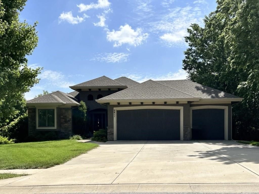 9411 N Kensington Avenue, Kansas City, MO 64156