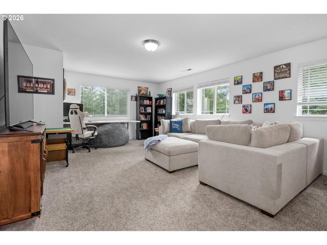 30767 PISGAH HOME Rd, Scappoose, OR 97056