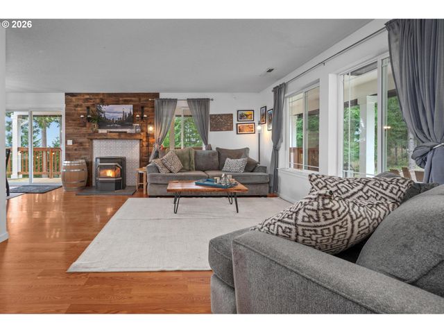 30767 PISGAH HOME Rd, Scappoose, OR 97056