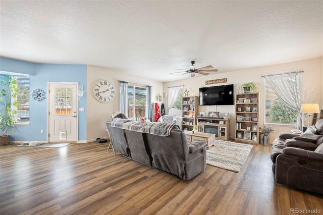 156 Osprey Court, Canon City, CO 81212