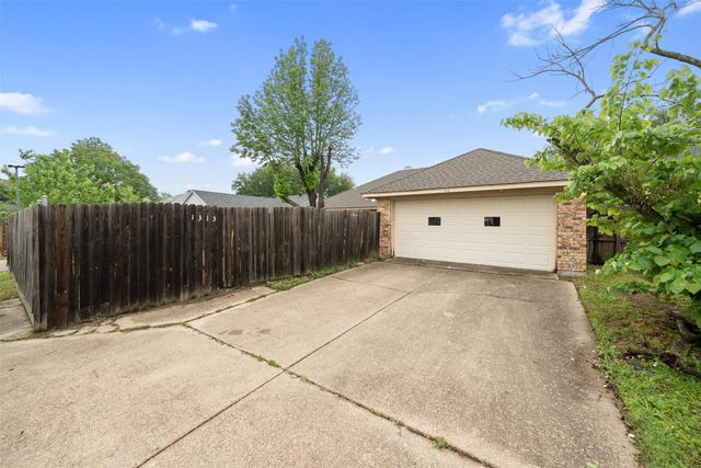 1313 Farley Drive, Mesquite, TX 75149