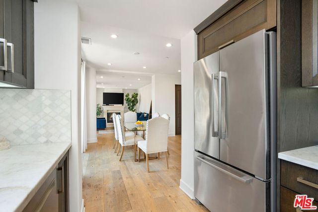 10523 Ashton Avenue 301, Los Angeles, CA 90024