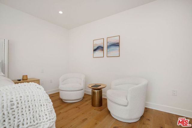 10523 Ashton Avenue 301, Los Angeles, CA 90024