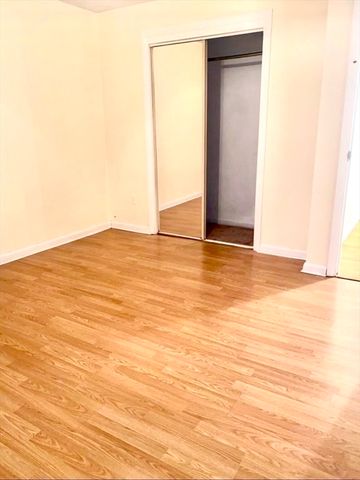 66 Bryon Rd 5, Boston, MA 02467